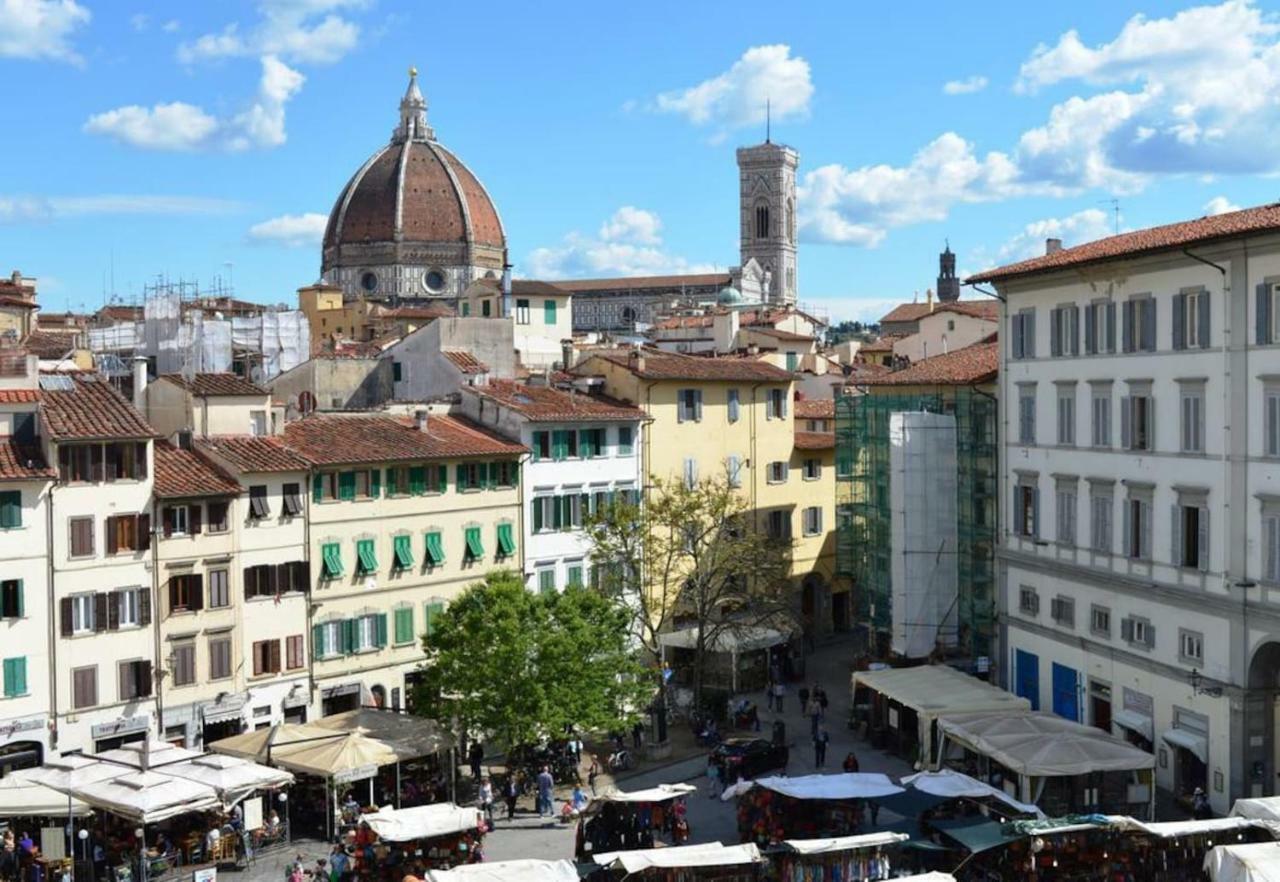 Panoramic Suite Near Duomo And Station Florença Exterior foto